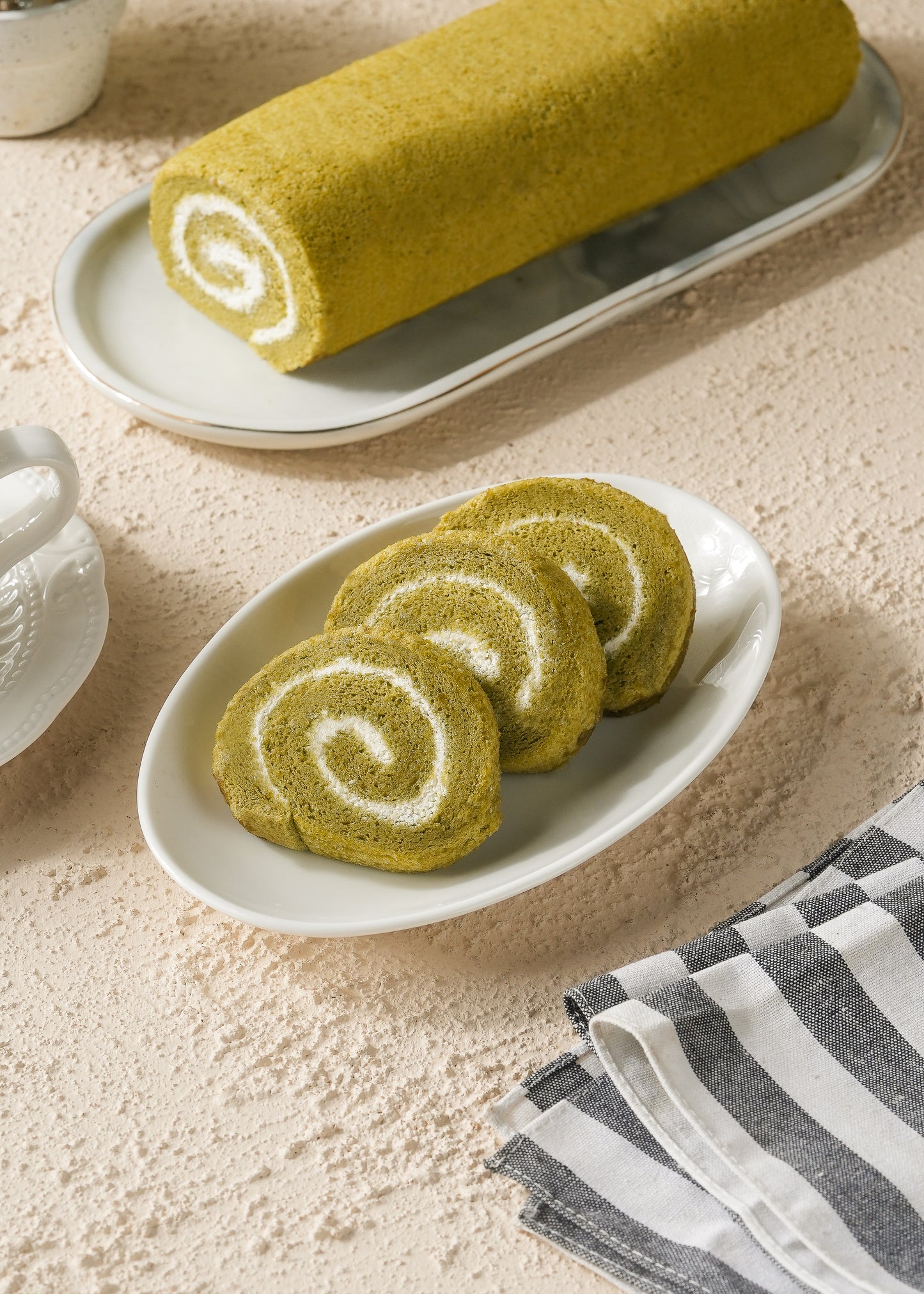 Bolu Gulung - Matcha
